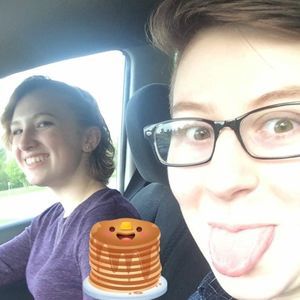 Meet your Posher, Julia